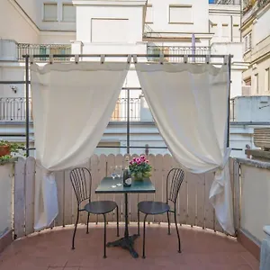 Apartamento Trevi Domus Avignonesi, Roma