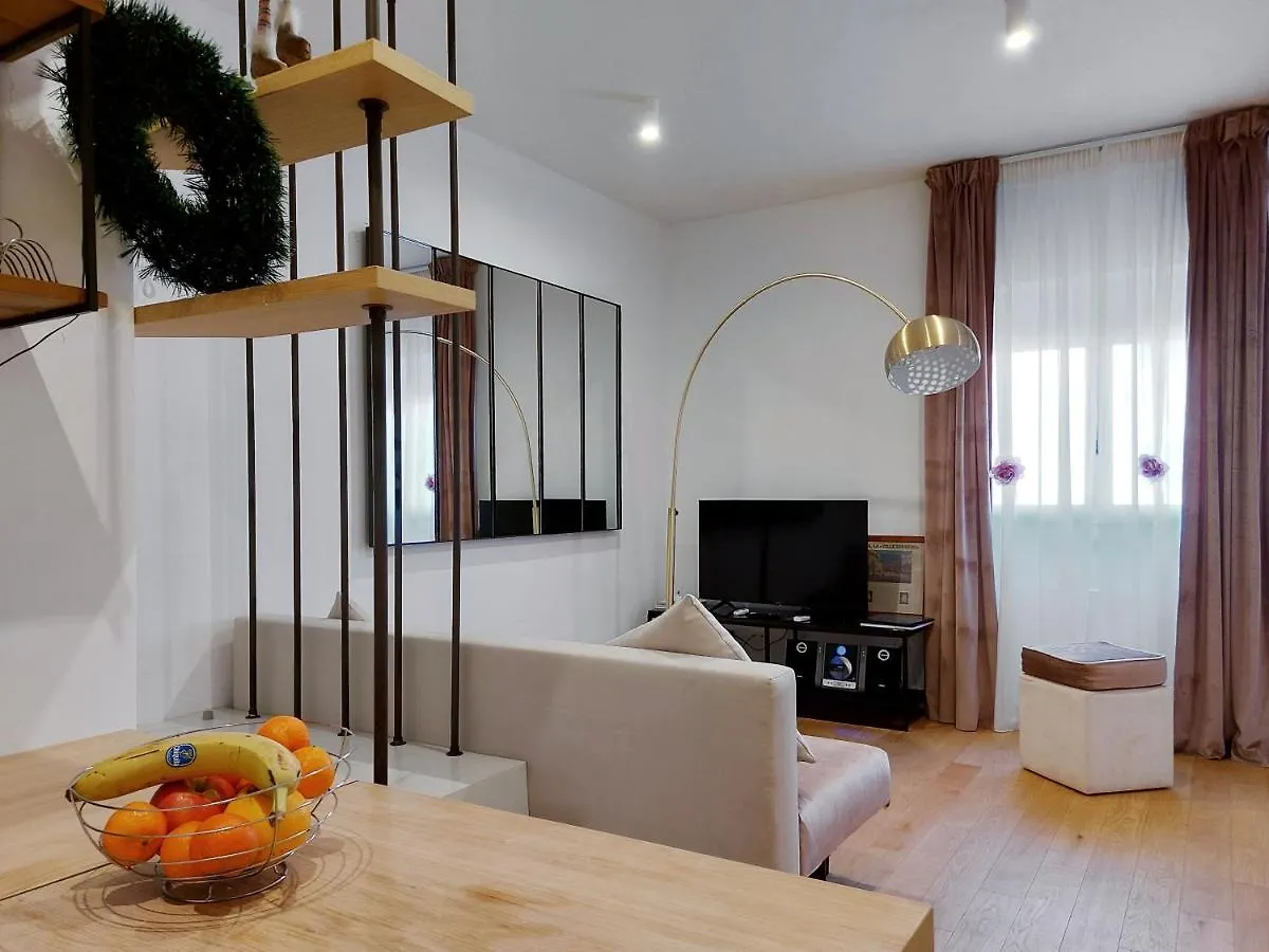 Piazza Di Spagna - Suite Donata, StrollingRzym Apartament
